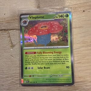 Pokémon Vileplume Card - Scarlet & Violet 151 - #045/165 - Holo Rare - NM